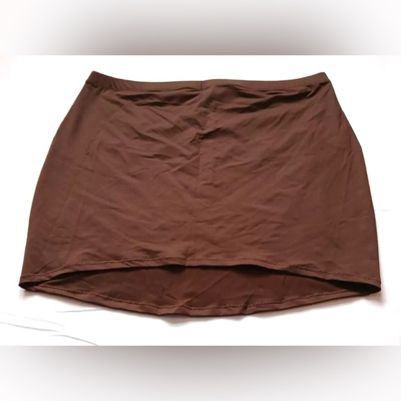 SKIMS Seamless Sporty Swim Mini Skirt Womens 4X Cocoa (SW-SKT-0800) Cocoa, NWT - Picture 4 of 10
